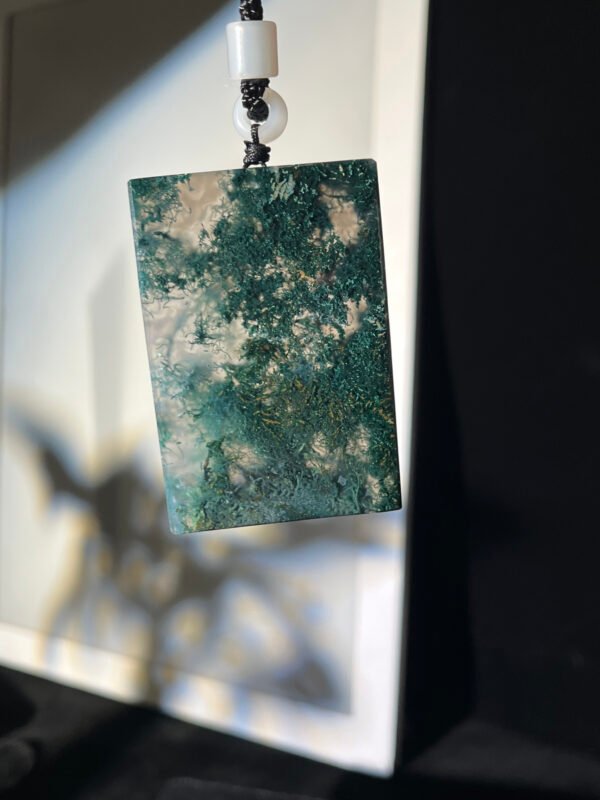 Moss Agate Peace Pendant: Verdant Landscape